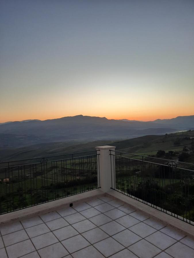Belvedere Santa Margherita di Belice ภายนอก รูปภาพ